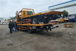 错那同城汽车补胎